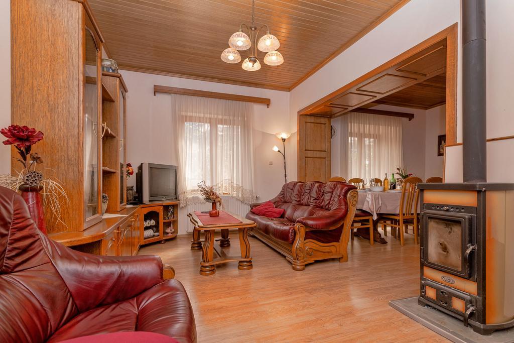 Holiday Home Leonida Jelsa  Zewnętrze zdjęcie