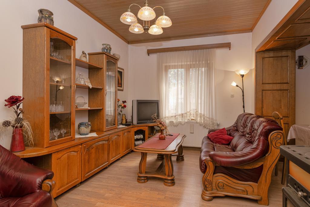 Holiday Home Leonida Jelsa  Zewnętrze zdjęcie